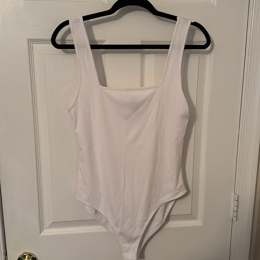Forever 21 Tank Bodysuit Size XL Color White Ribbed
Square